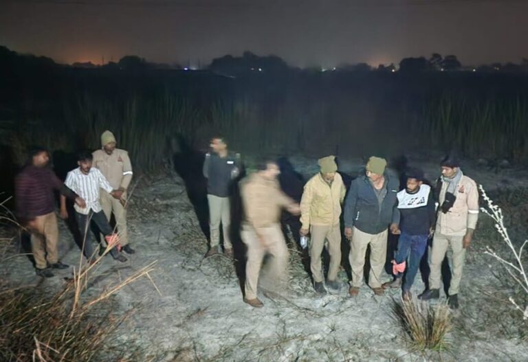 Ballia :- सत्य प्रकाश हत्याकांड: पुलिस मुठभेड़ में दो बदमाशों के पैर में गोली, चार गिरफ्तार