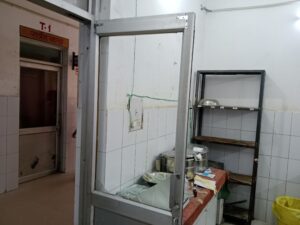 trauma centre pr laparvahi ka aarop