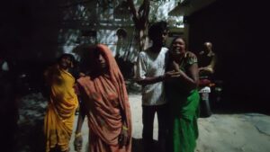 ballia damad ne sasur ko chaku mari