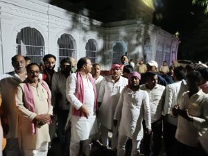 ballia-sp-workers-protest-collectorate.webp