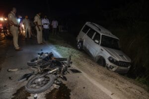 chilkaher-road-accident-ballia-bike-rider-death